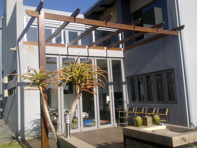 Another pergola structure by Sun Projects